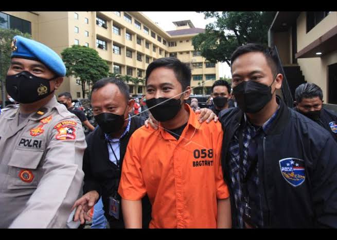 Doni Salmanan berbaju tahanan