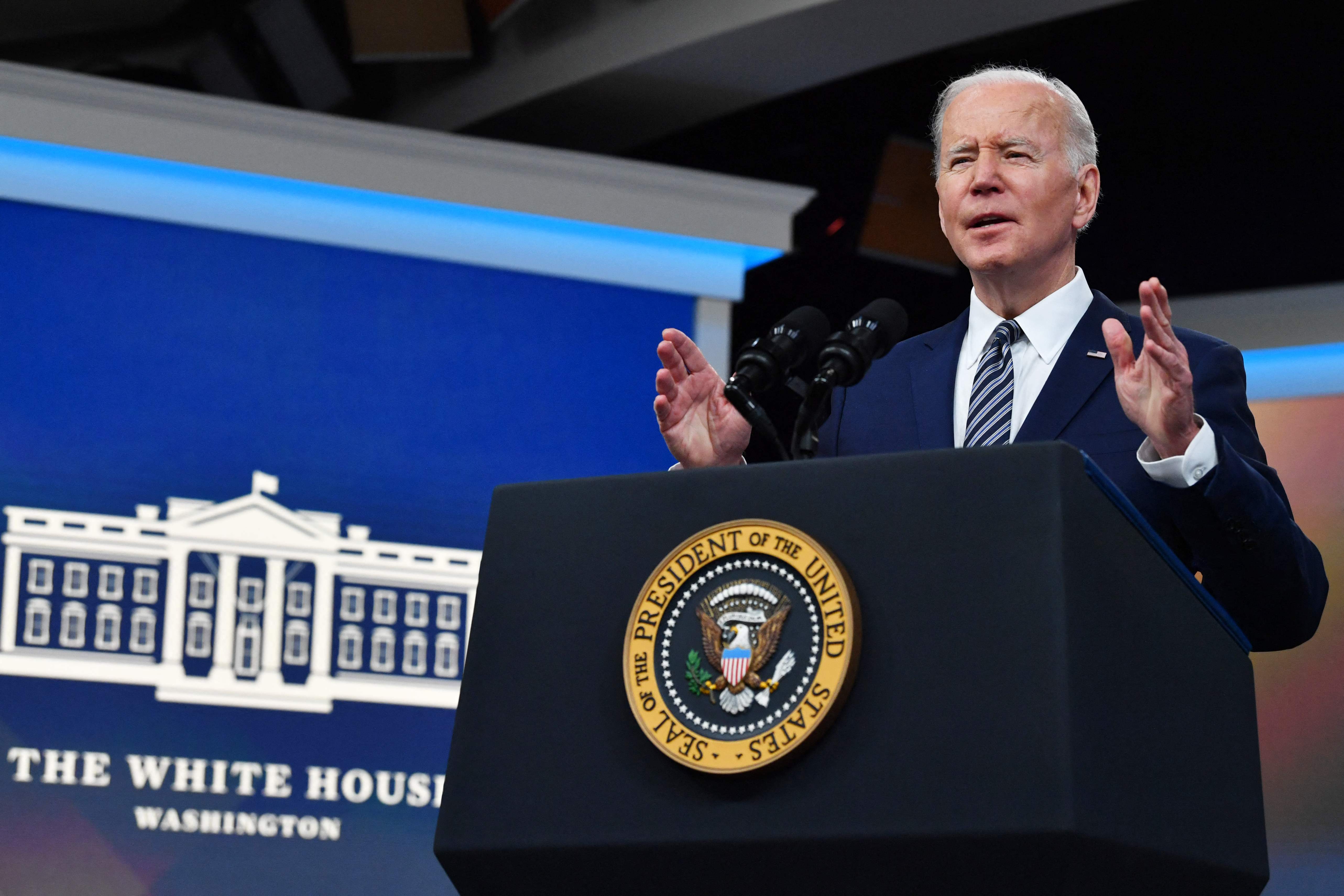 Presiden AS Joe Biden saat memberikan keterangan pers di Gedung Putih.
