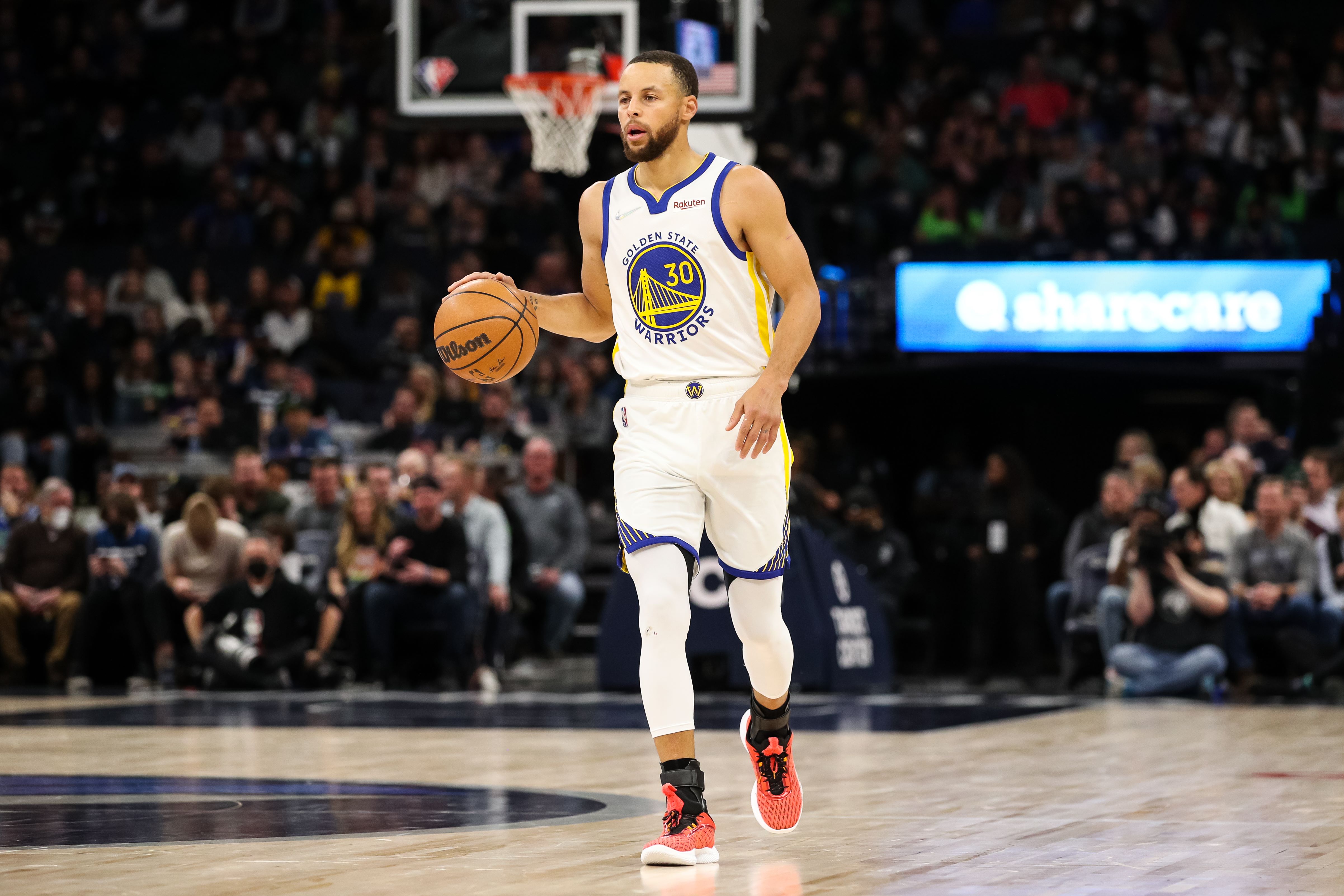 Warriors Pastikan Curry tidak akan Kembali Sebelum Playoff