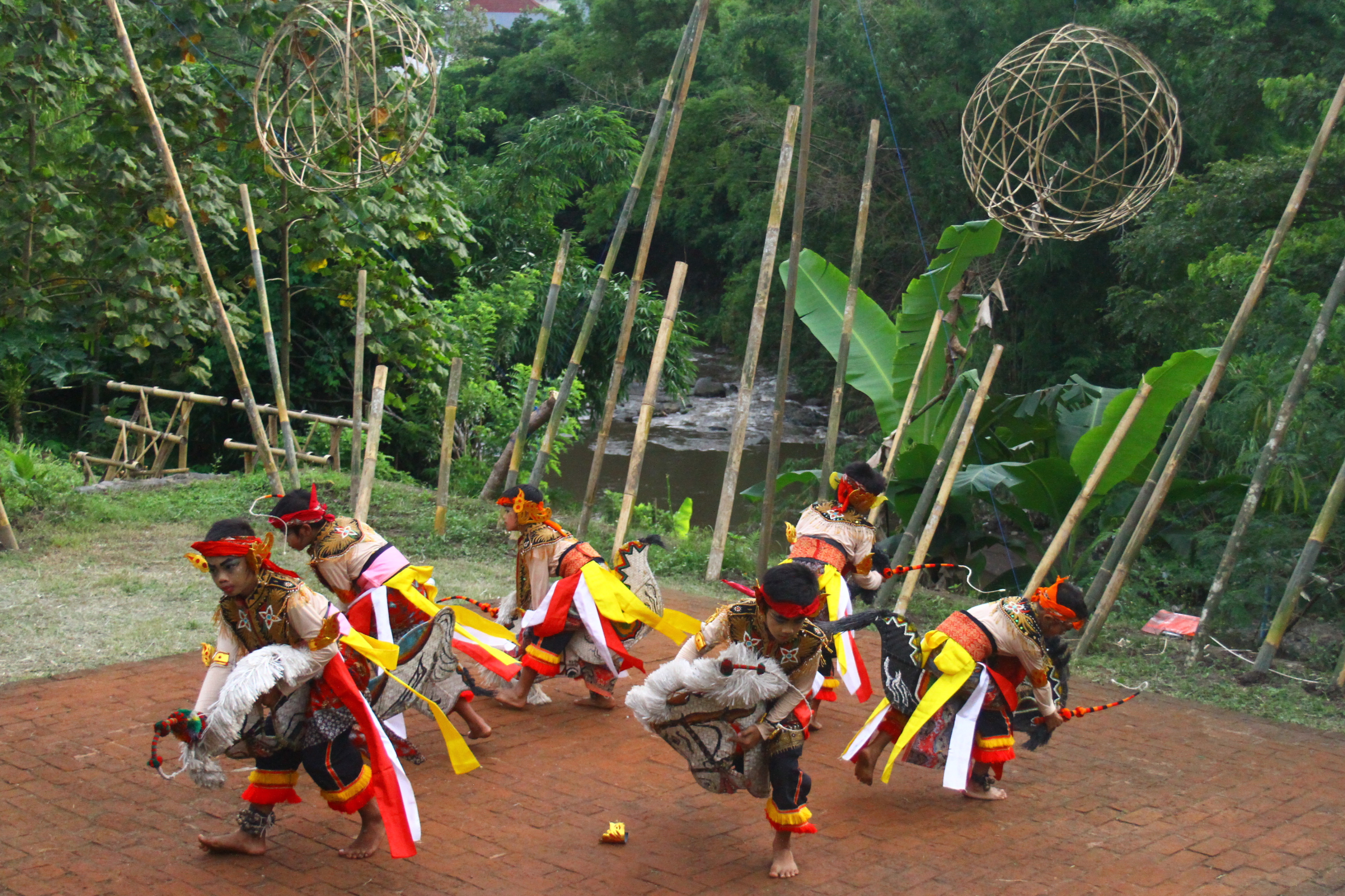 Festival Tari sempat vakum selama dua tahun lebih pandemi, kini muncul ide festival literasi tari yang digagas Aseti