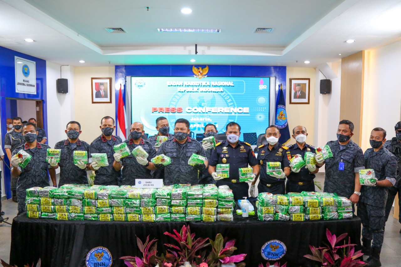 Bea Cukai menggagalkan pengiriman 203,99 kilogram sabu di Aceh Timur bersama dengan Badan Narkotika Nasional (BNN).