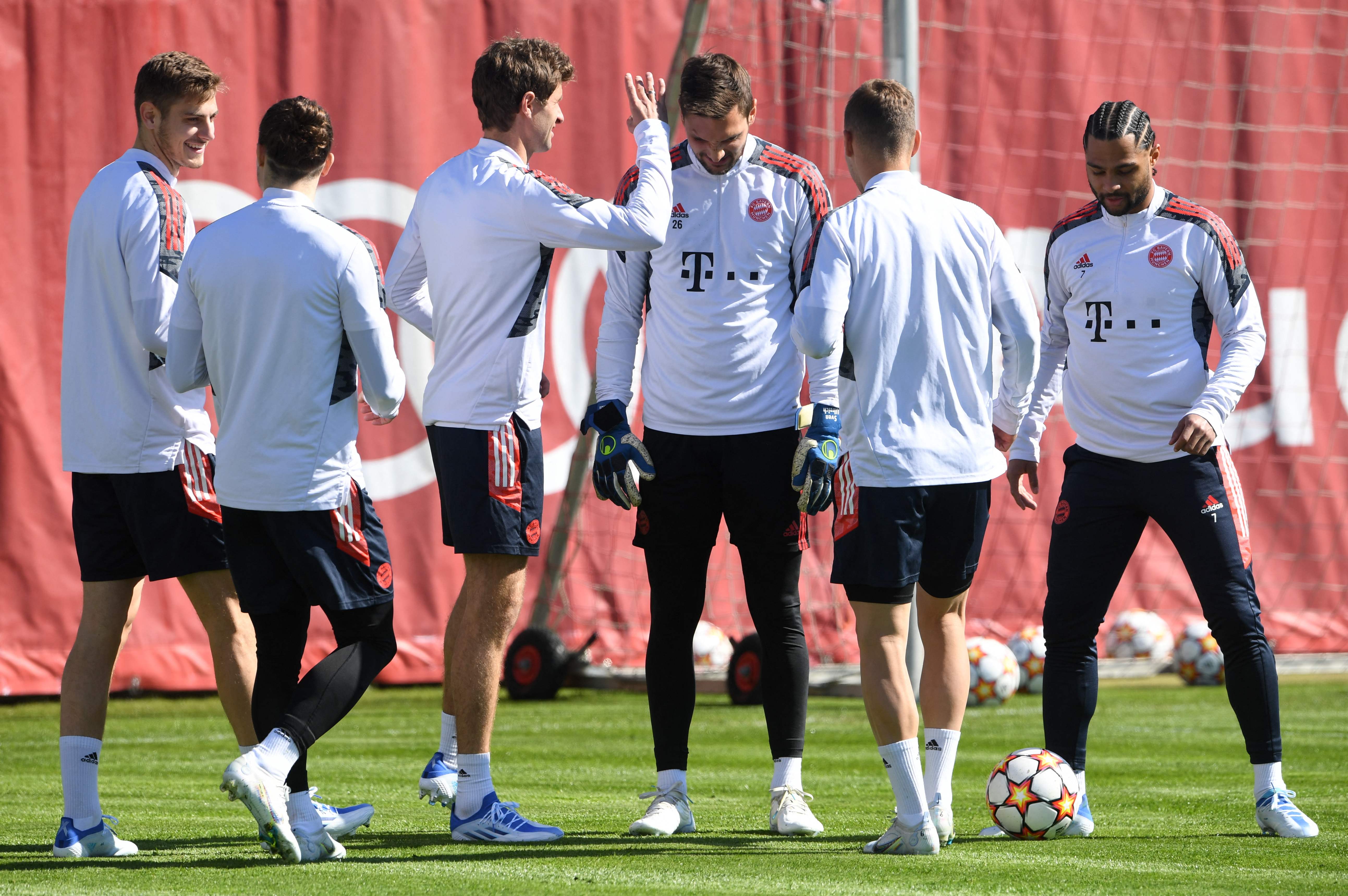 Para pemain Bayern Muenchen berlatih menjelang laga leg kedua perempat final Liga Champions melawan Villarreal.