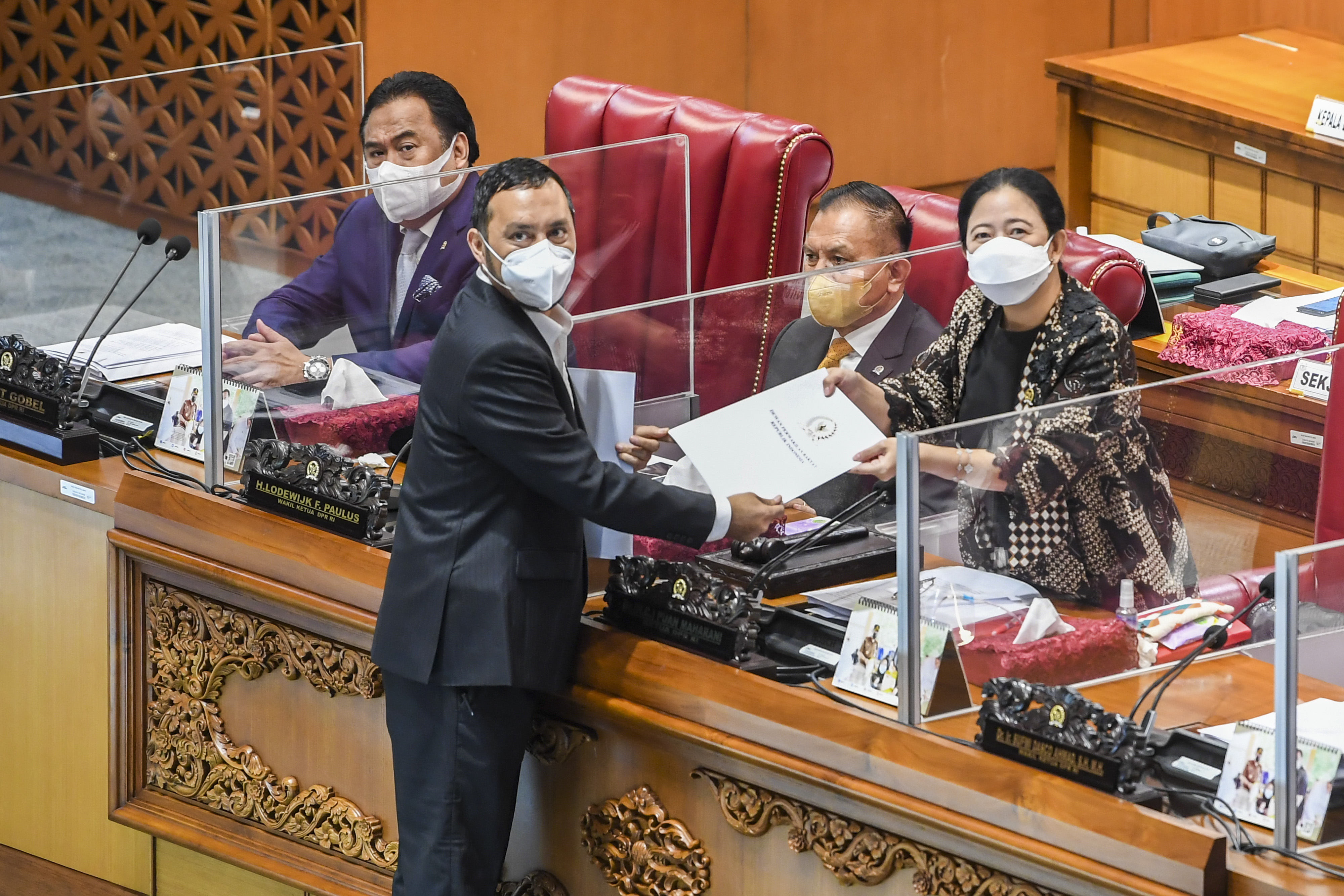 Pengesahan RUU TPKS saat Rapat Paripurna DPR RI ke-19 Masa Persidangan IV Tahun Sidang 2021-2022 di Jakarta, Selasa (12/4/2022)