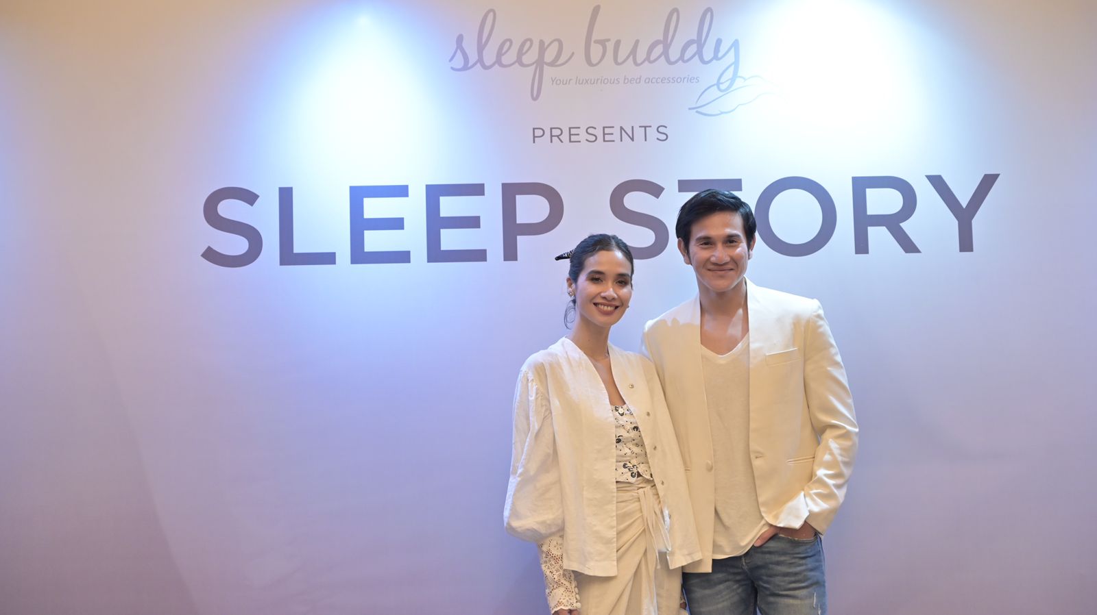 Vino Bastian dan Marsha Timothy 