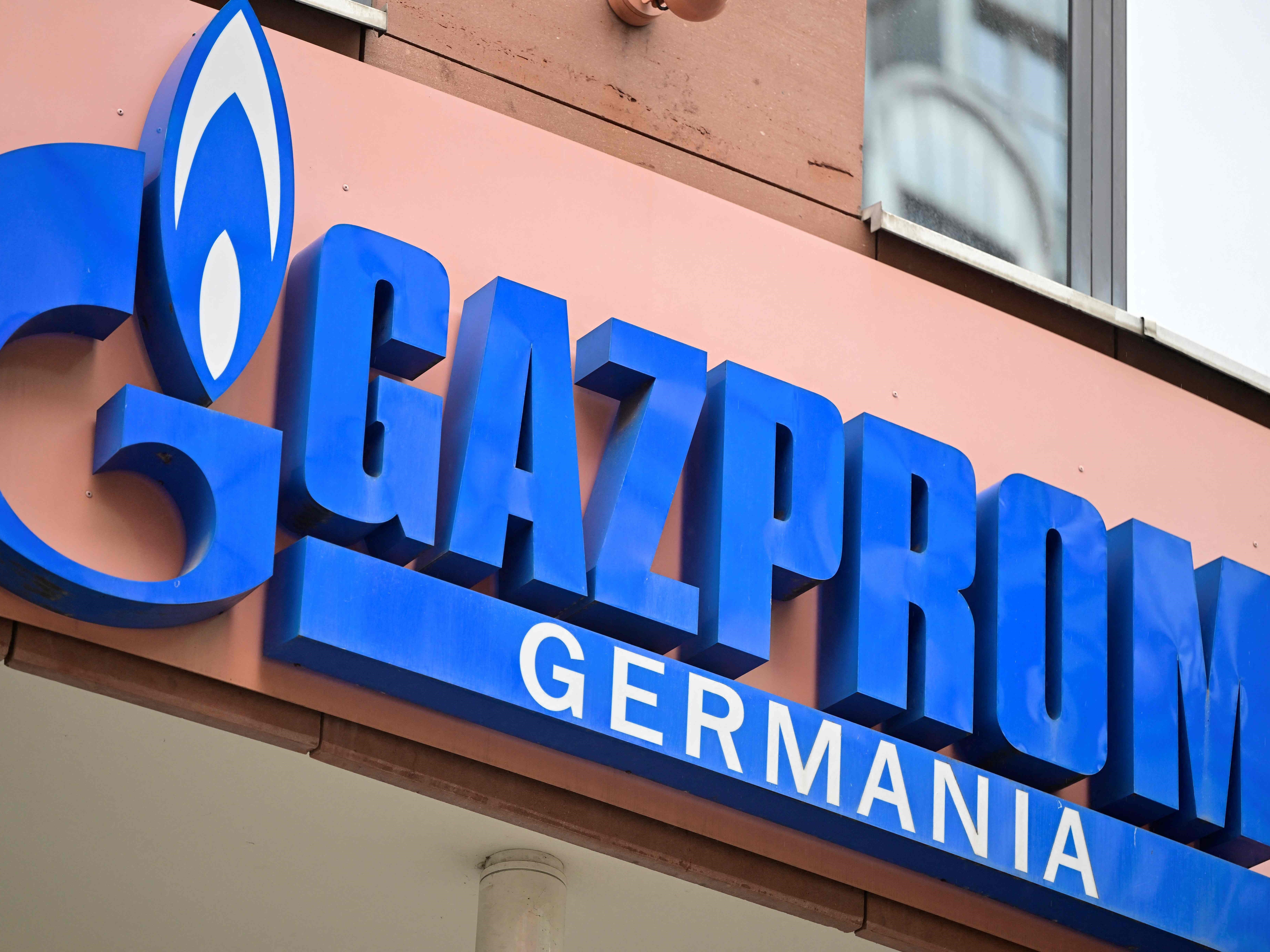 Logo Gazprom di Jerman.