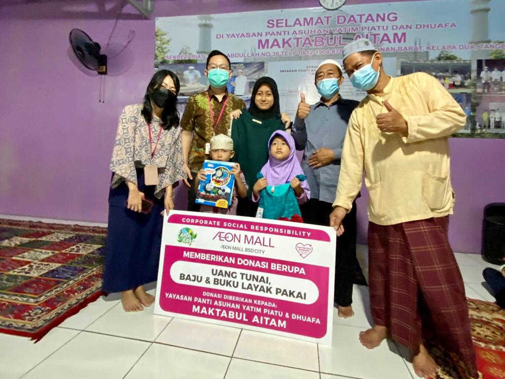 Perwakilan manajemen AAeon Mall BSD City bersilaturahmi ke yayasan yang bertempat di Kelapa Dua, Kabupaten Tangerang.