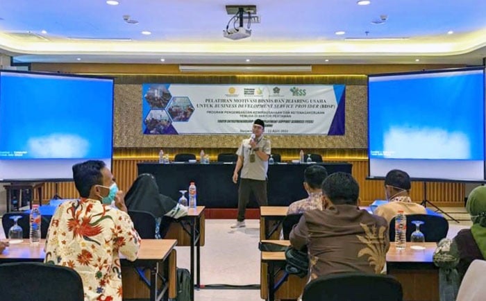 Pelatihan dibuka oleh Kepala SMKPPN Banjarbaru, Budi Santoso selaku Manajer PPIU Kalsel