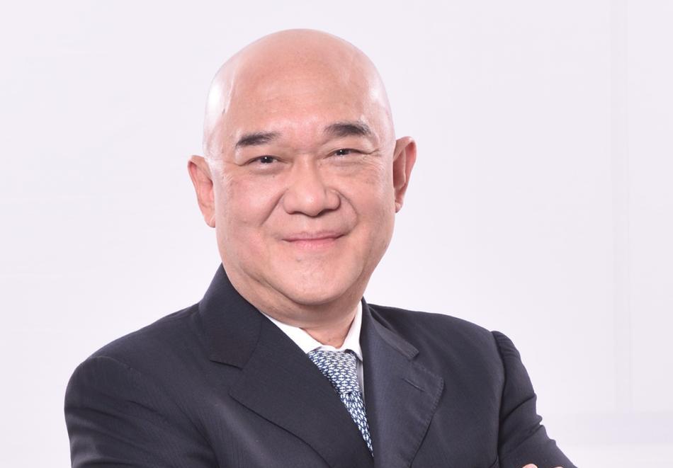 Presiden Direktur PT AKR Corporindo Tbk Haryanto  Adikoesoemo menawerkan beasiswa. 