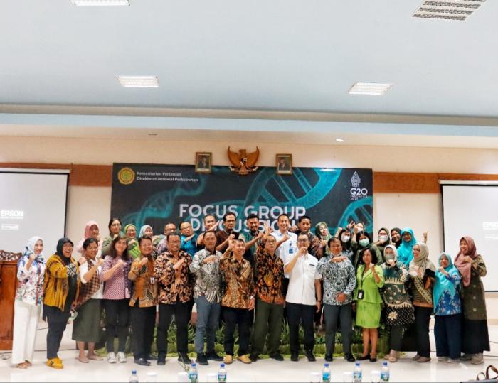 Kegiatan Focus Group Discussion (FGD) Urgensi Uji DNA terhadap Benih Tanaman Perkebunan di Labuan Bajo, NTT, pada Senin (23/5).