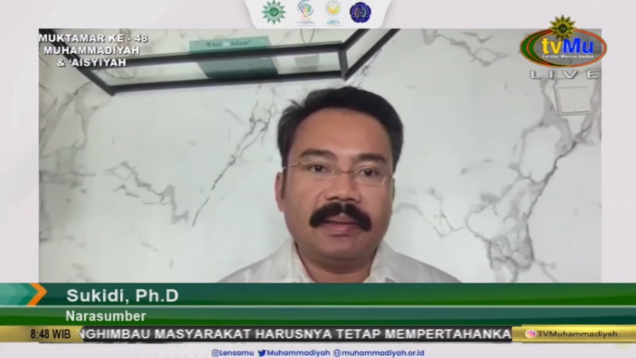 Kader Muhammadiyah, Sukidi, dalam Seminar Pra-Muktamar Muhammadiyah & Aisyiyah ke-48.
