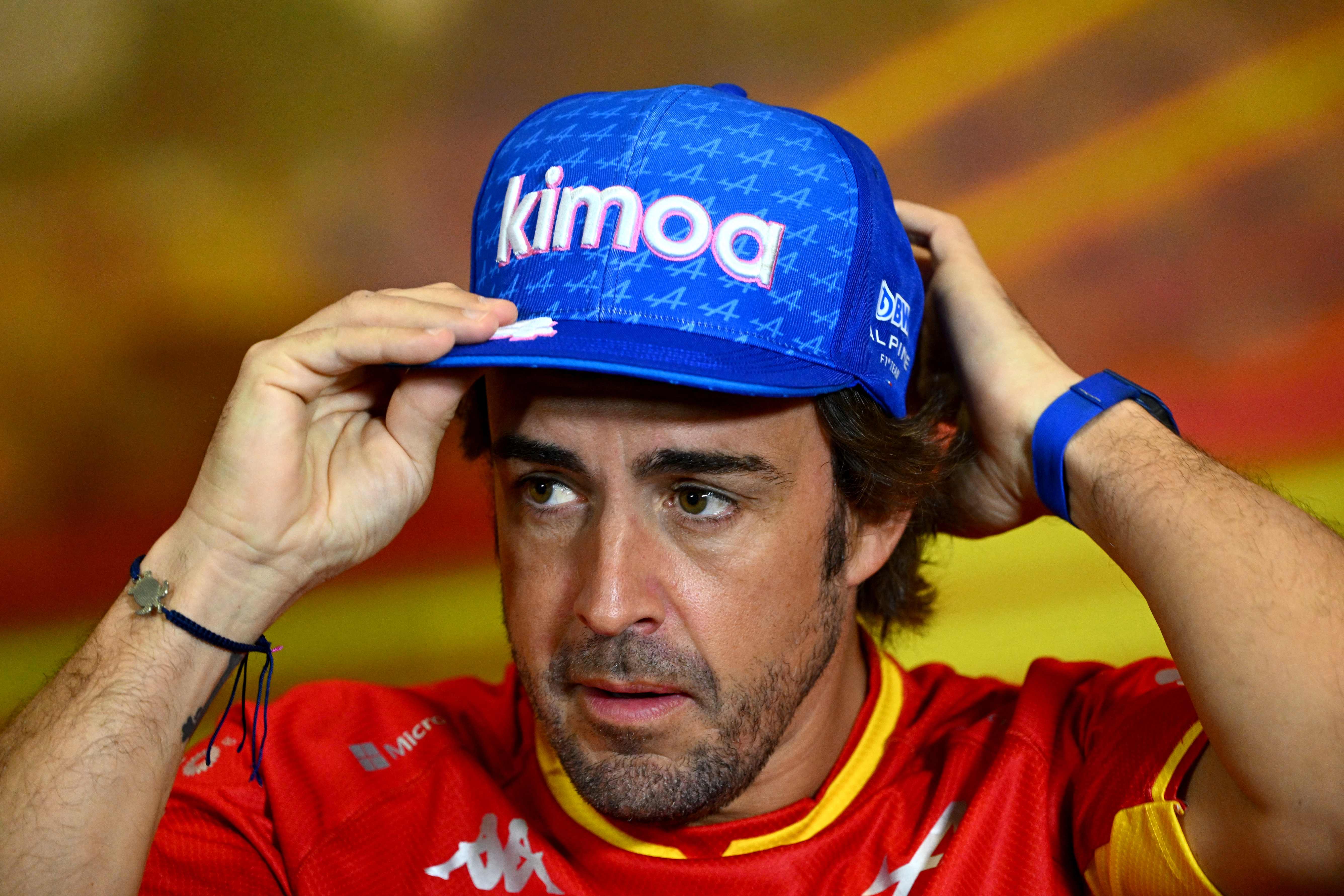 Pembalap tim Alpine Fernando Alonso