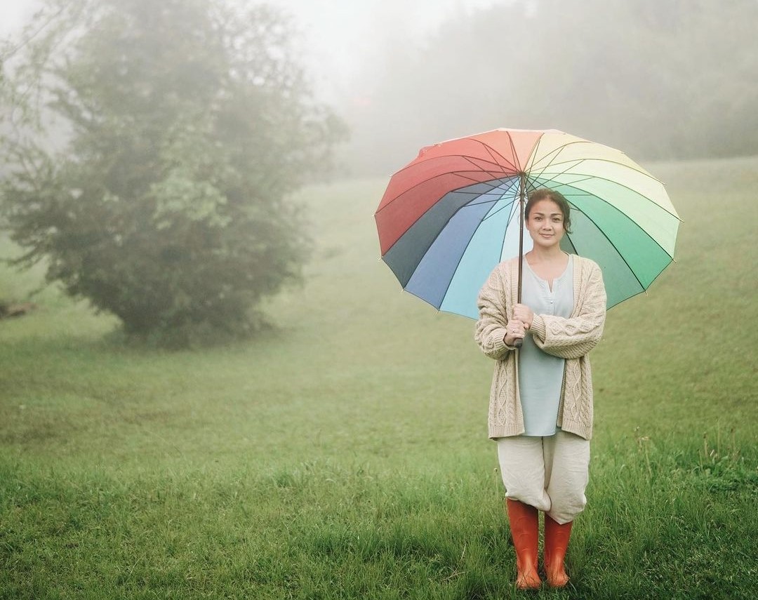 Artis Nirina Zubir saat berada di lokasi syuting.