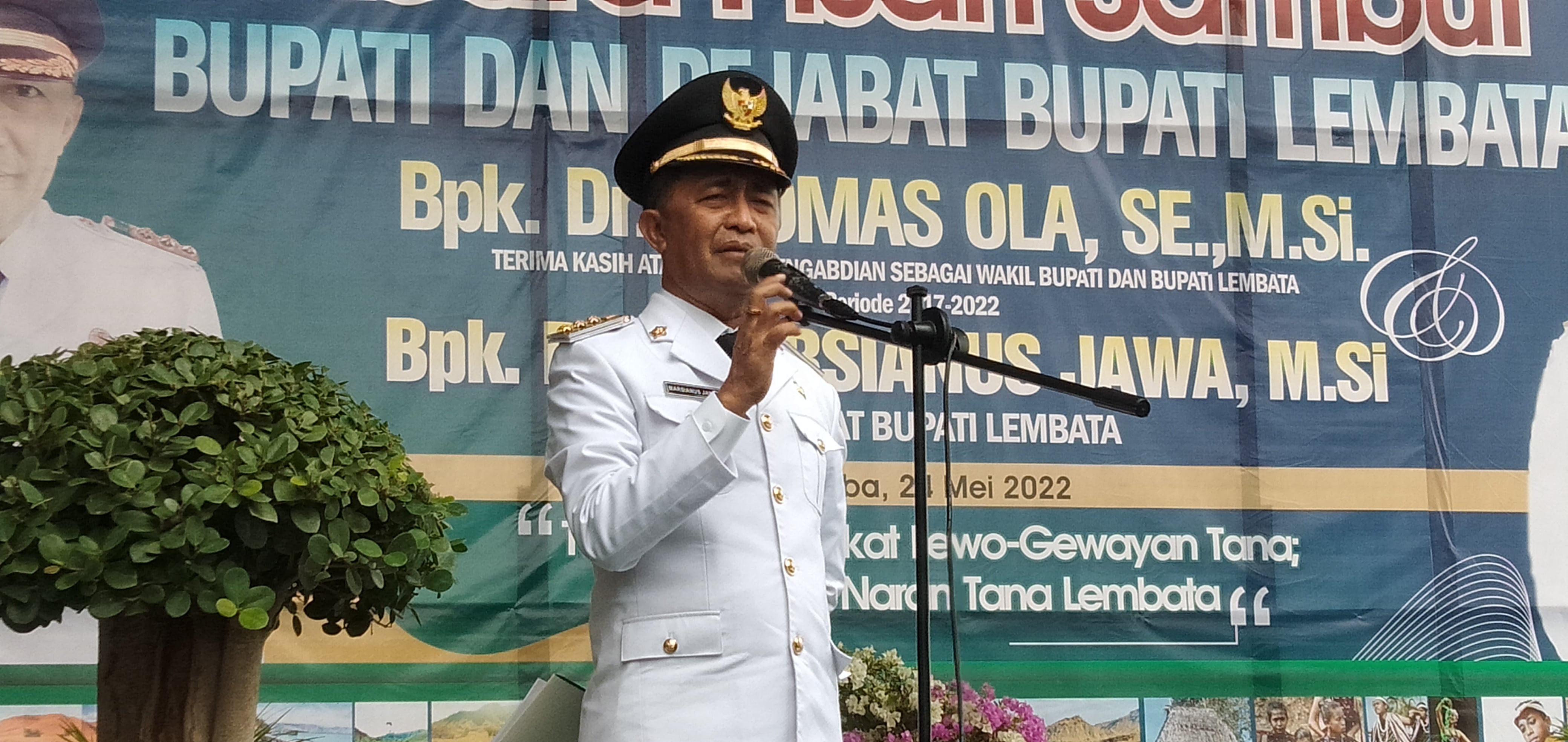 Penjabat Bupati Lembata  Marsianus Jawa