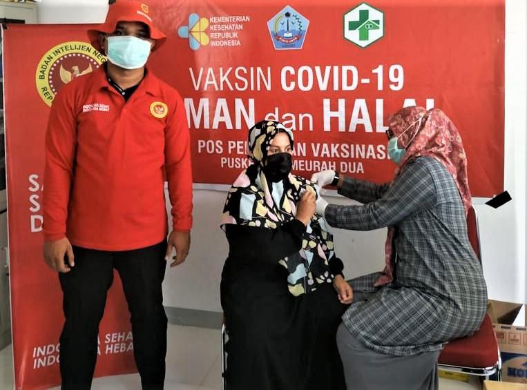 BIN Aceh terus menggencarkan vaksinasi covid meski pandemi mereda. 