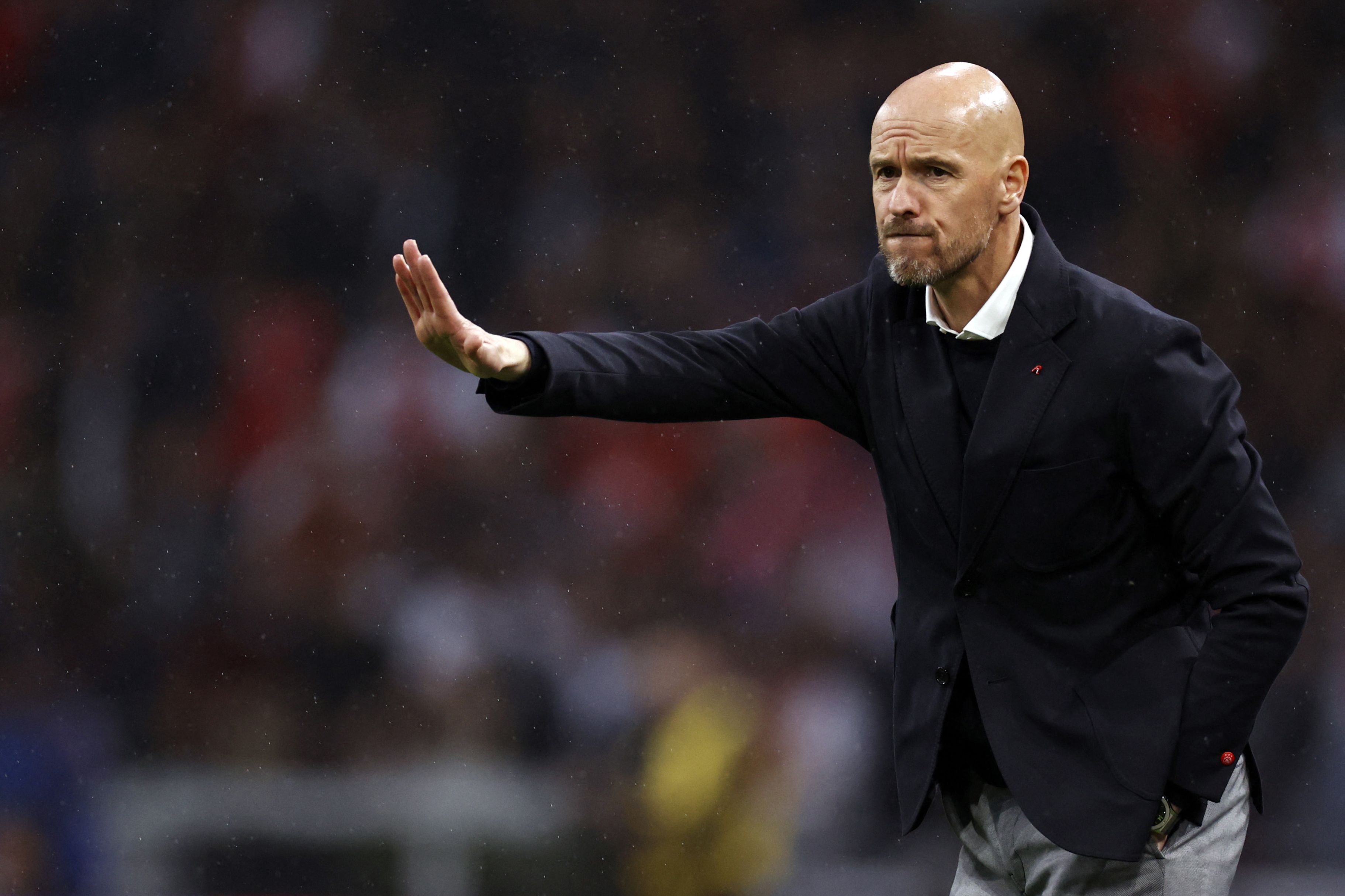 Manajer baru Erik ten Hag  mengungkapkan tekadnya untuk mengembalikan 'Setan Merah' berkompetisi ke Liga Champions.