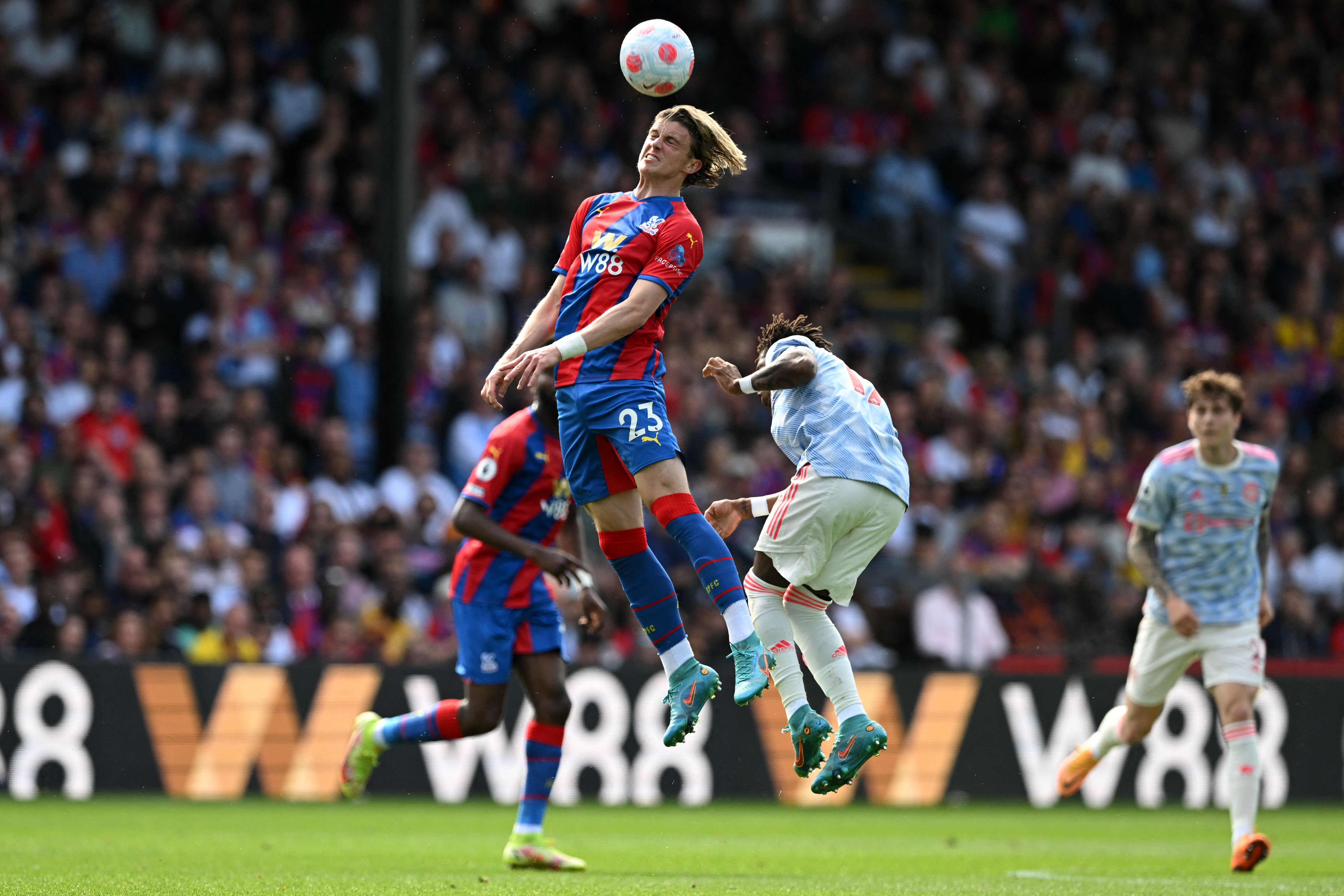 Manchester United Akhiri Musim dengan Kekalahan