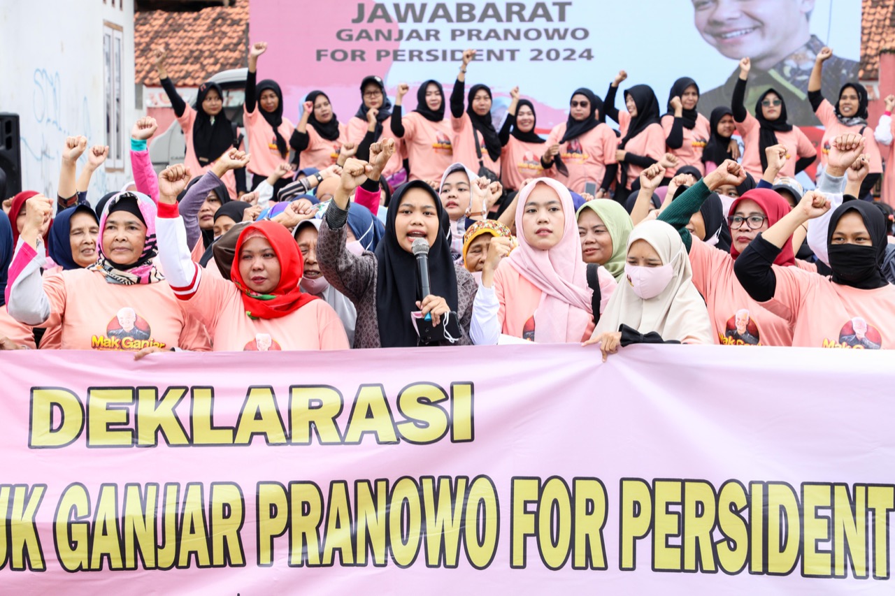 Emak-emak Jabar Pilih Ganjar Pranowo Jadi Presiden 2024