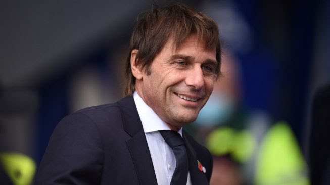 Tottenham Hotspur Beri Conte Modal Rp2,7 Triliun di Bursa Transfer