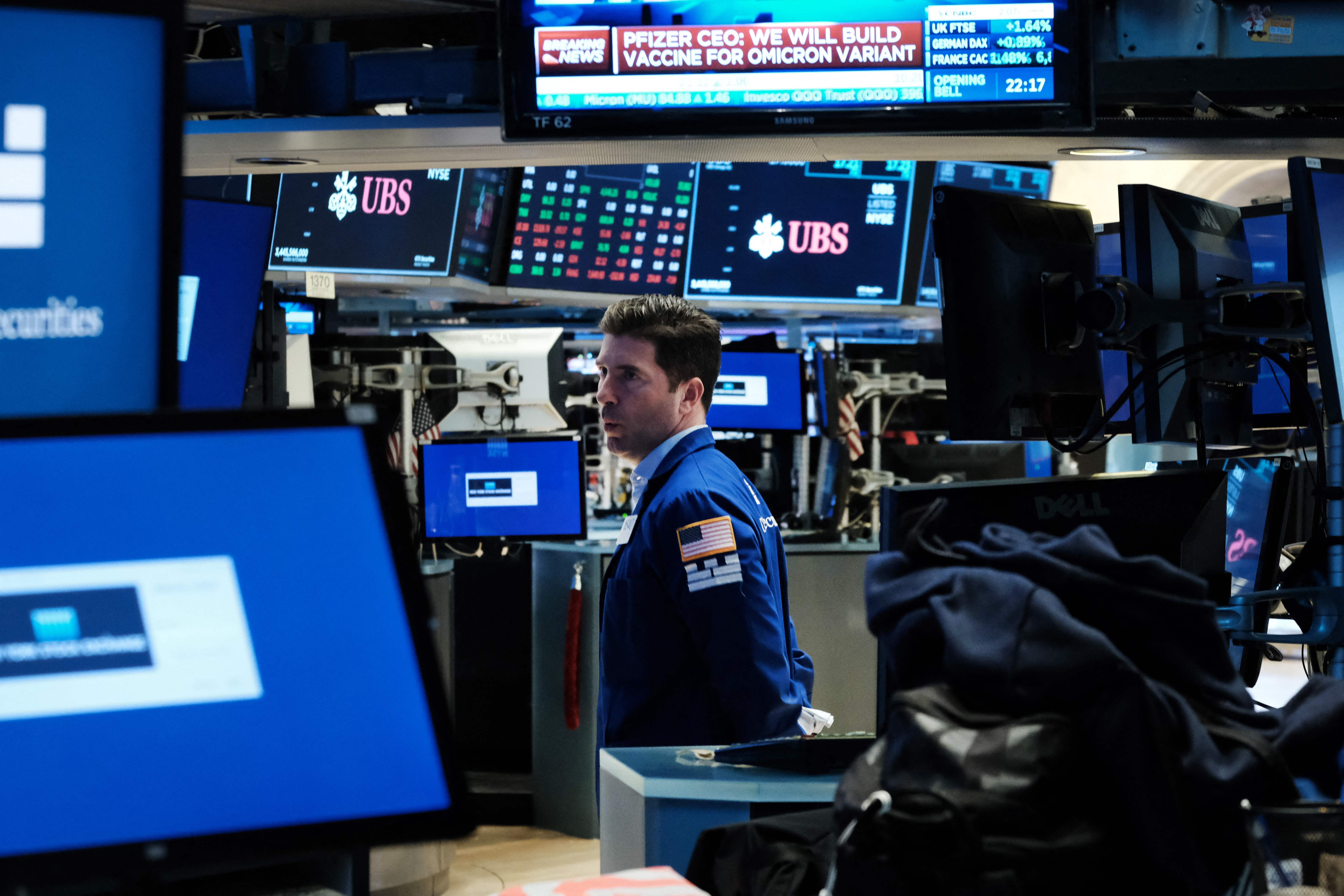 Suasana penutupan bursa sahan Amerika Serikat di Wall Street