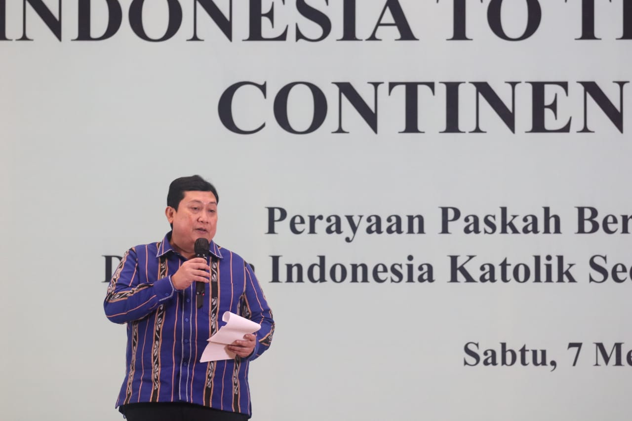 SAMBUTAN: Plt Dirjen Bimas Katolik AM Adiyarto Sumardjono pada acara Perayaan Paskah Bersama Diaspora Katolik Indonesia Sedunia, Sabtu (7/5)