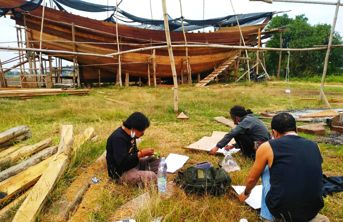 Aktivitas menggambar perupa Pati kelompok Songolikur