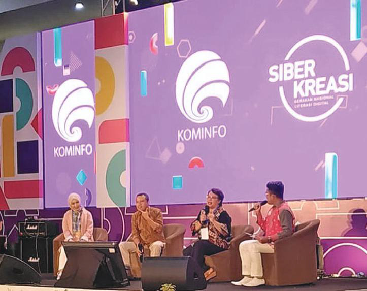 Novi Kurnia (kedua dari kanan) menjadi narasumber dalam acara Literasi Digital Netizen Fair (GNLD) yang diselenggarakan oleh Kemenkominfo.