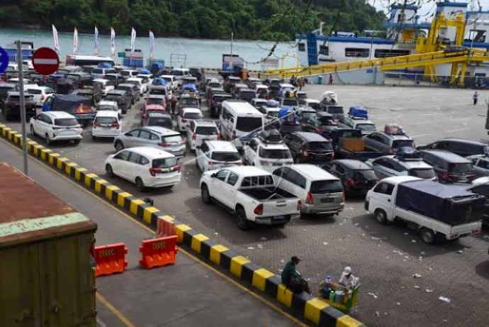 Tol Semarang-Jakarta dan Bakauheni-Merak Berpotensi Alami Lonjakan Arus Balik