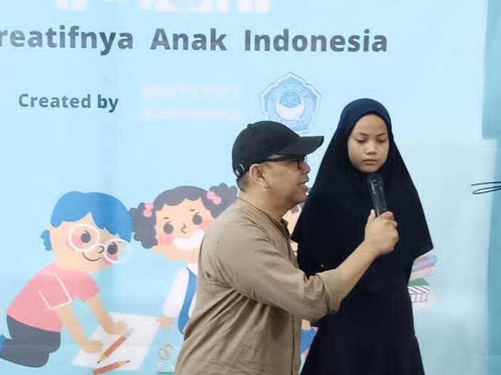 Kegiatan sekolah nonformal gratis yang bernama Kreatifnya Anak Indonesia.
