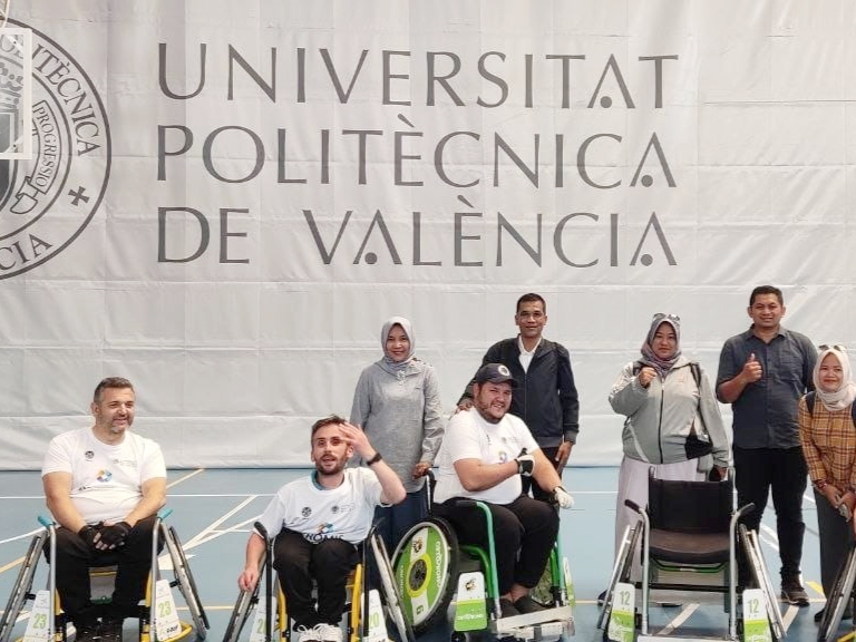 Tim USK diwakili oleh beberapa dosen dari dua fakultas, yaitu Fakultas Keguruan dan Ilmu Pendidikain (FKIP) dan Fakultas Kedokteran (FK). 