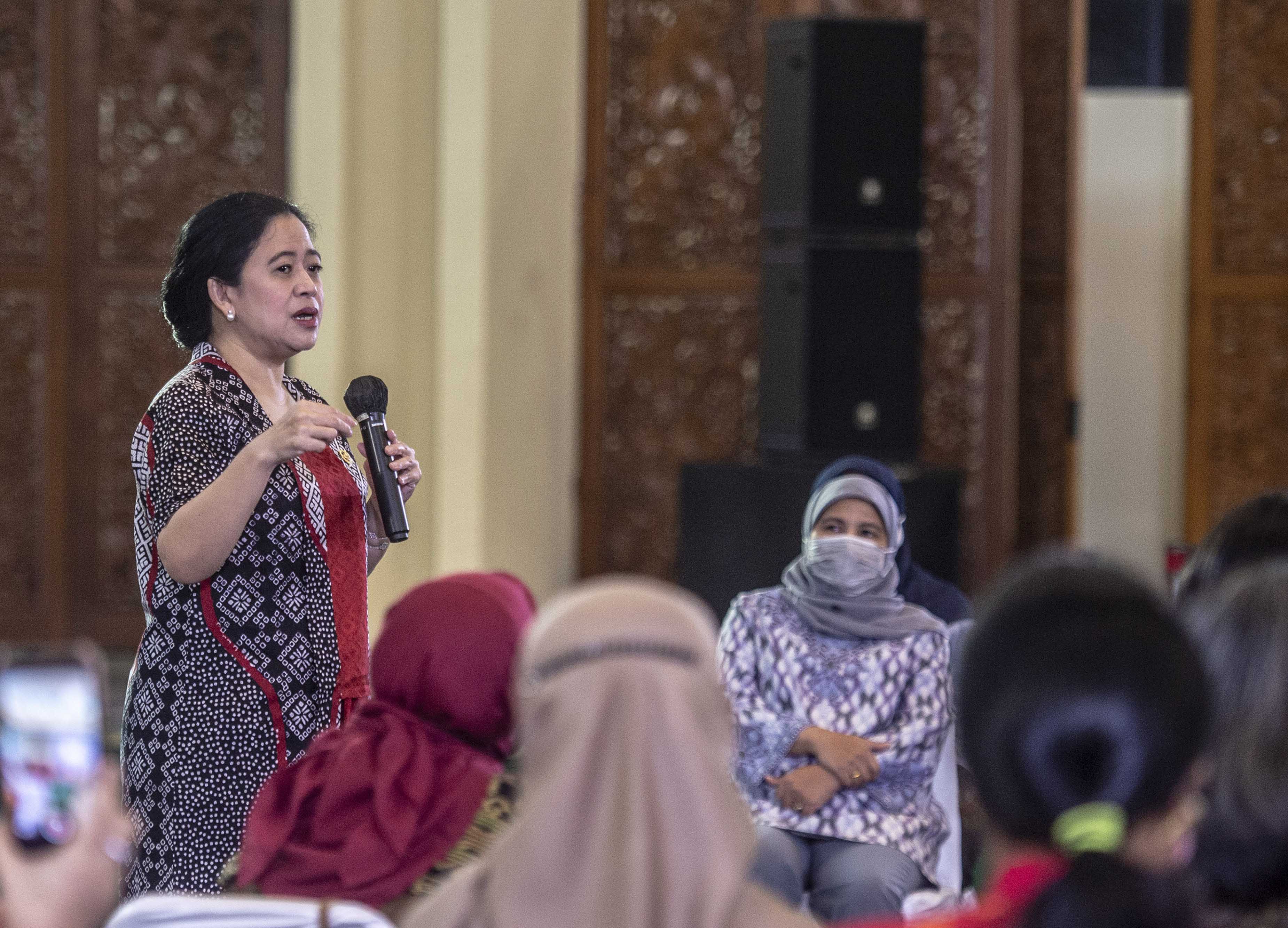 Peduli Persoalan Warga, Pengamat: Puan Tampilkan Kepemimpinan Melayani