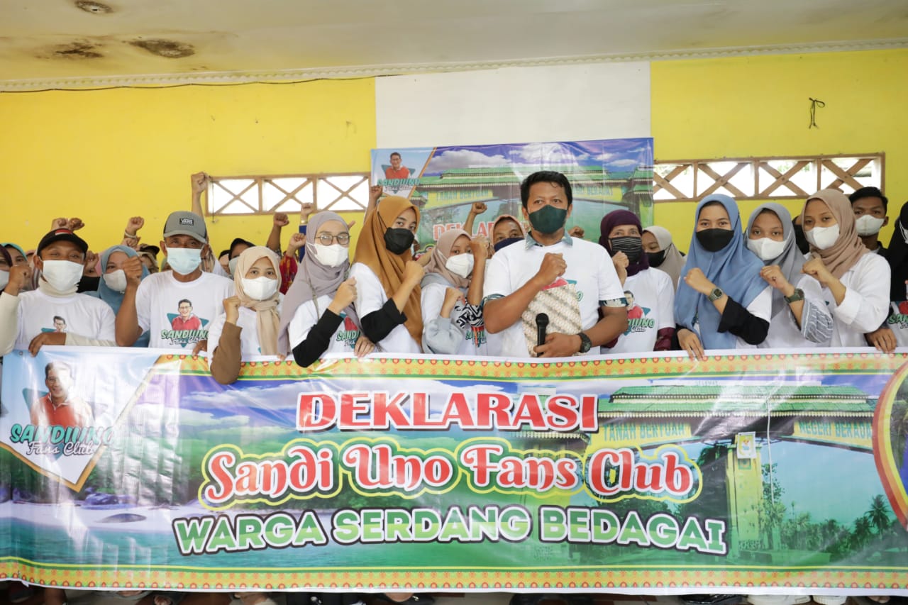 Relawan Sandi Uno Fans Club Serdang Bedagai, Sumatera Utara mendeklarasikan dukungan kepada Menparekraf, Sandiaga Uno untuk jadi presiden 20