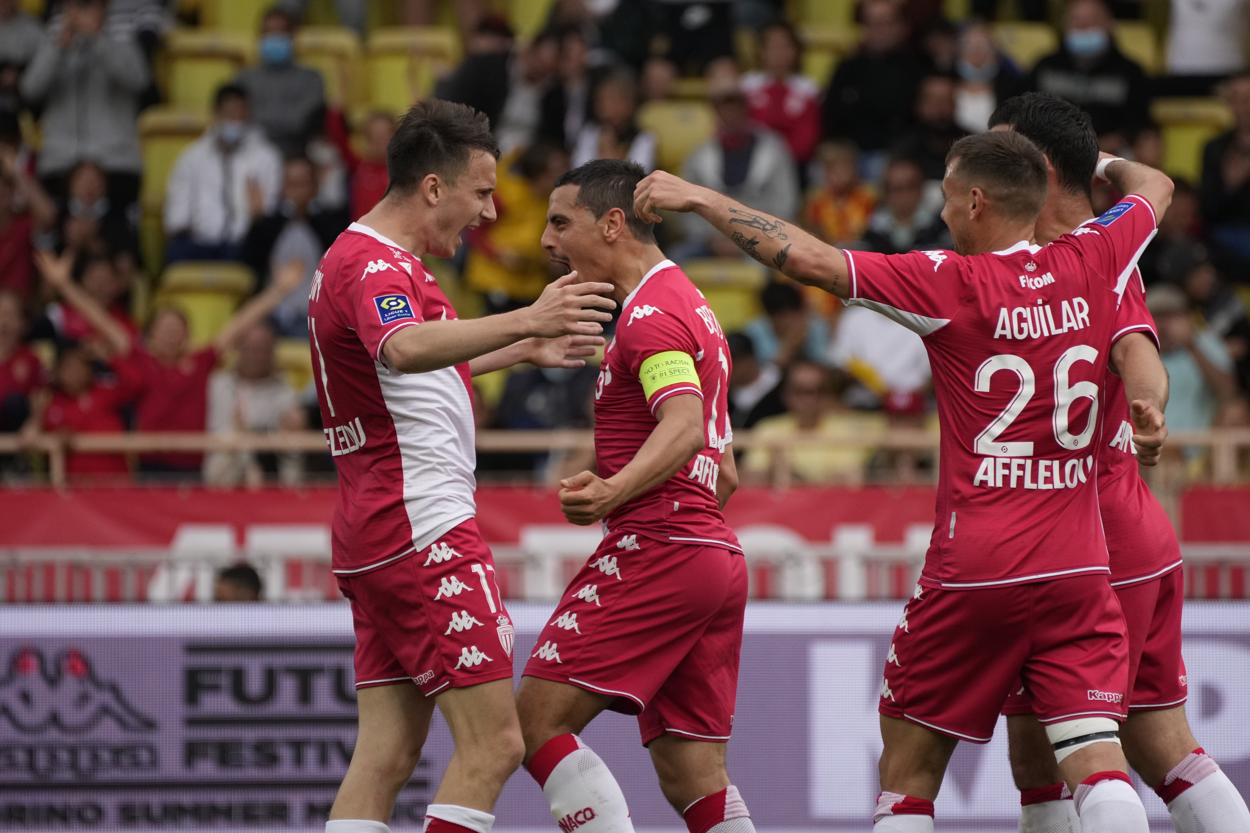 Para pemain Monaco melakukan selebrasi usai mencetak gol ke gawang Angers di laga Ligue 1.