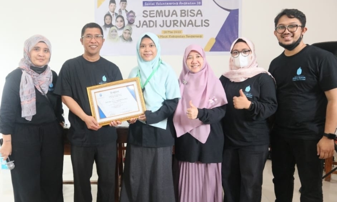 Social Volunteering  Program Program Pascasarjana Ilmu Komunikasi Universitas Mercu Buana.
