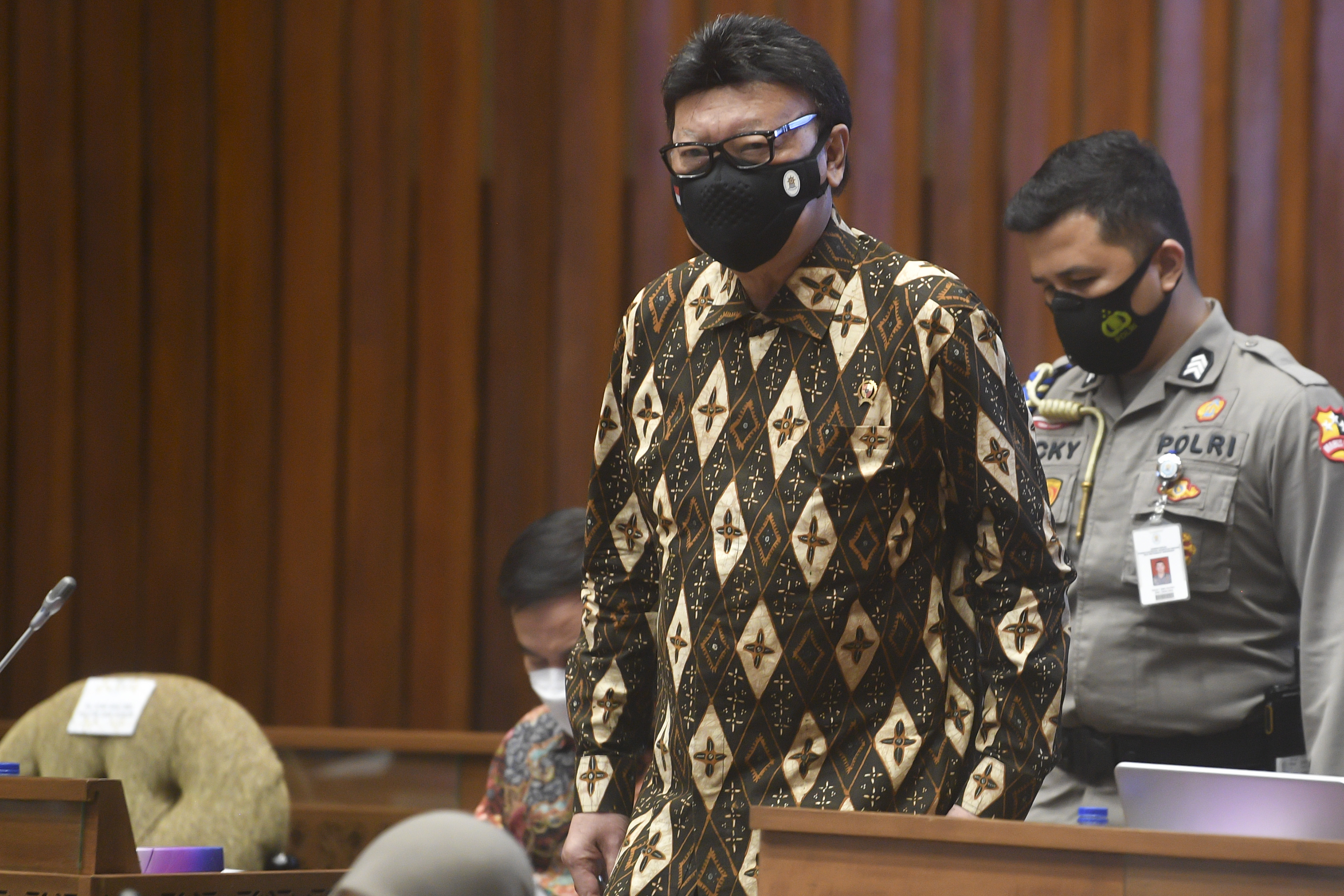 Menteri PAN-RB Tjahjo Kumolo bersiap mengikuti rapat kerja bersama Komisi II DPR.