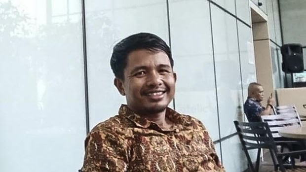 Komisioner KPU Idham Holik