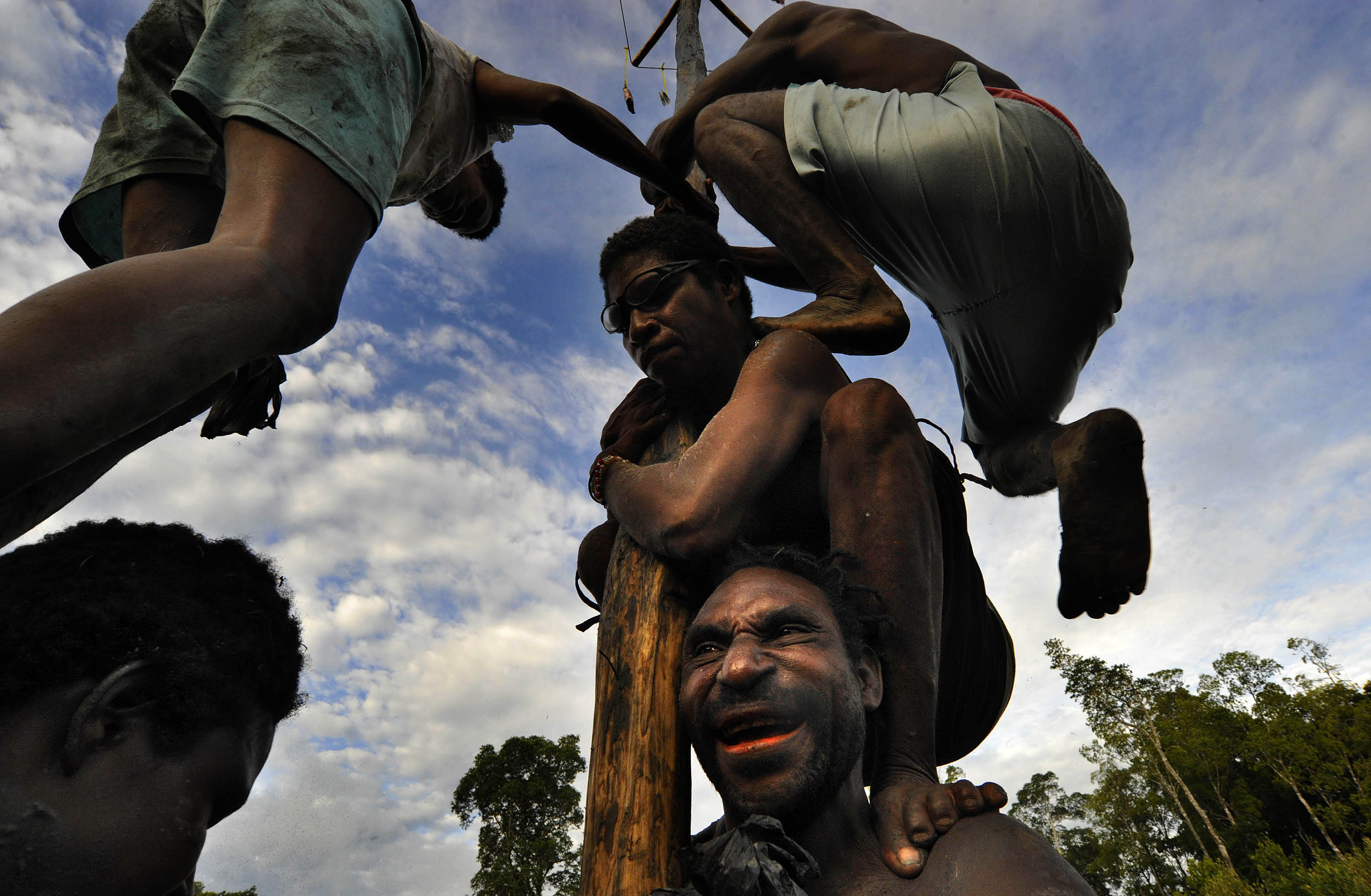 Ilustrasi Orang Asli Papua