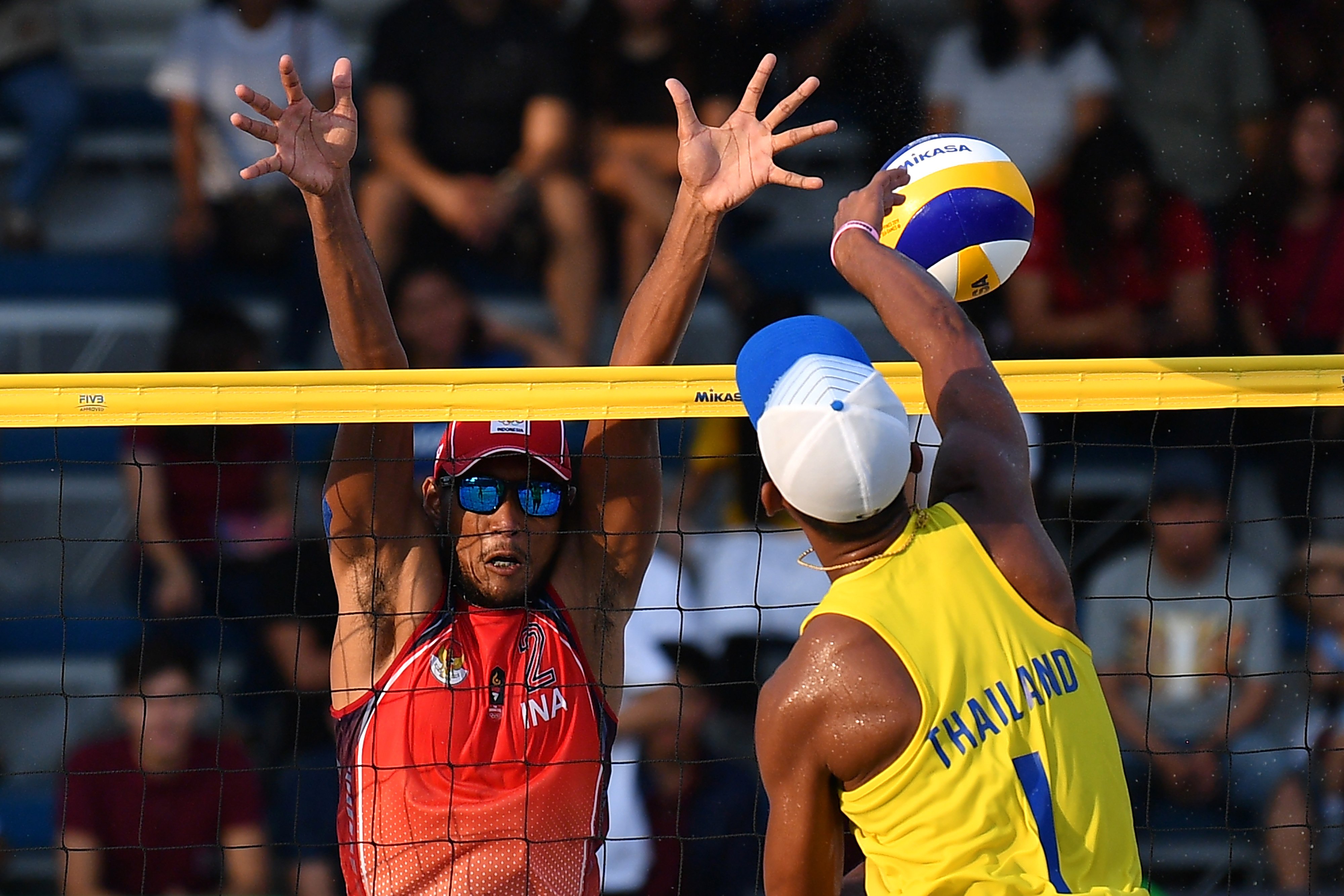 Pemian voli pantai Indonesia Ade Chandra Rachmawan