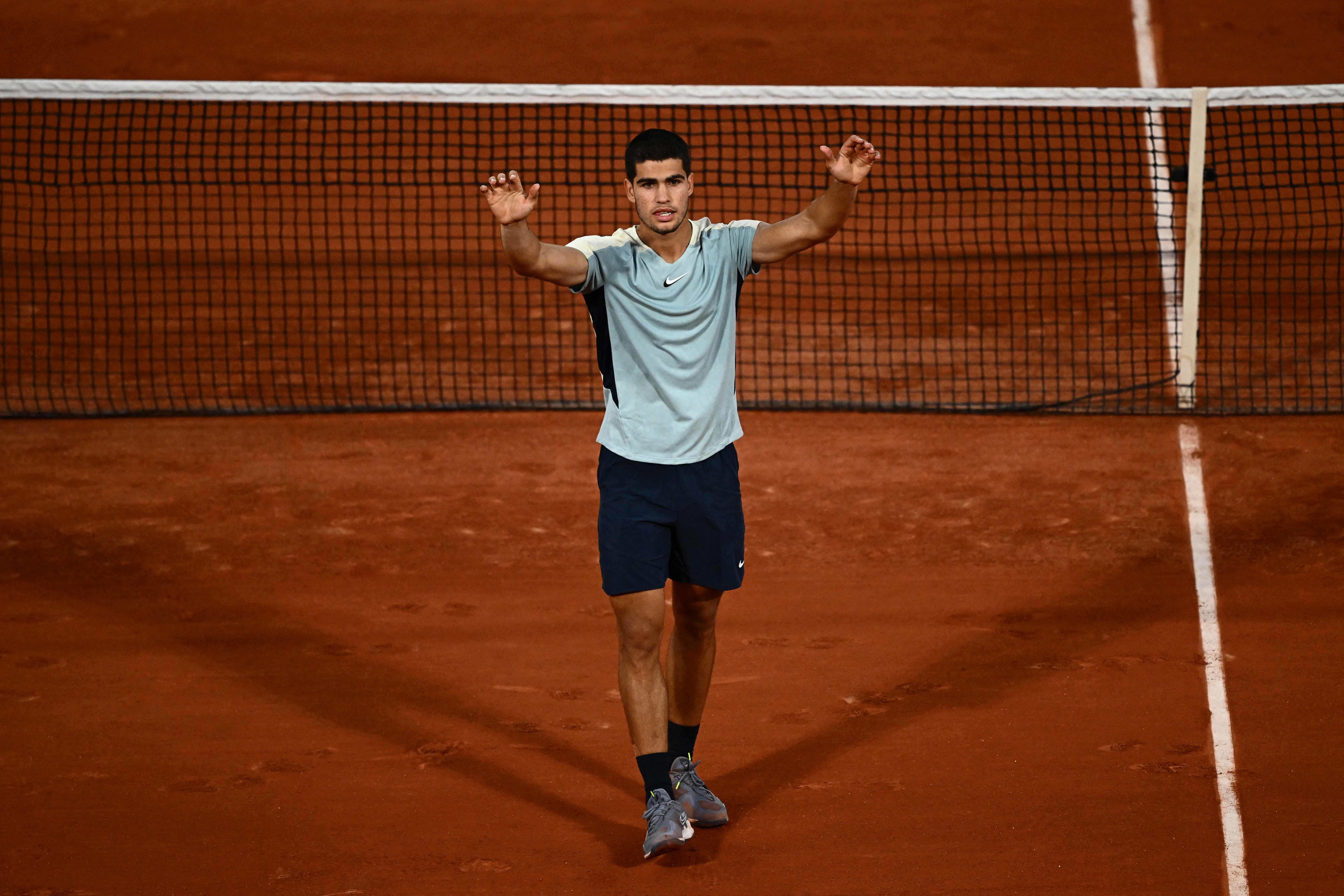 Alcaraz Melaju ke Putaran Kedua Prancis Terbuka