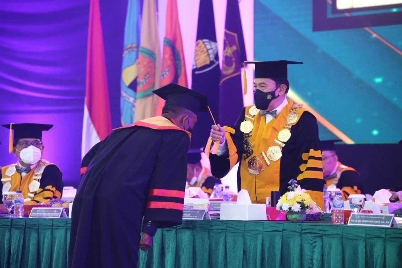 Prosesi WIsuda Mahasiswa Ubhara Jaya