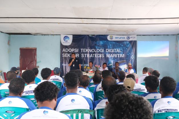 Kegiatan adopsi teknologi digital sektor strategis maritim yang digelar Kemenkominfo dan startup Aruna. 