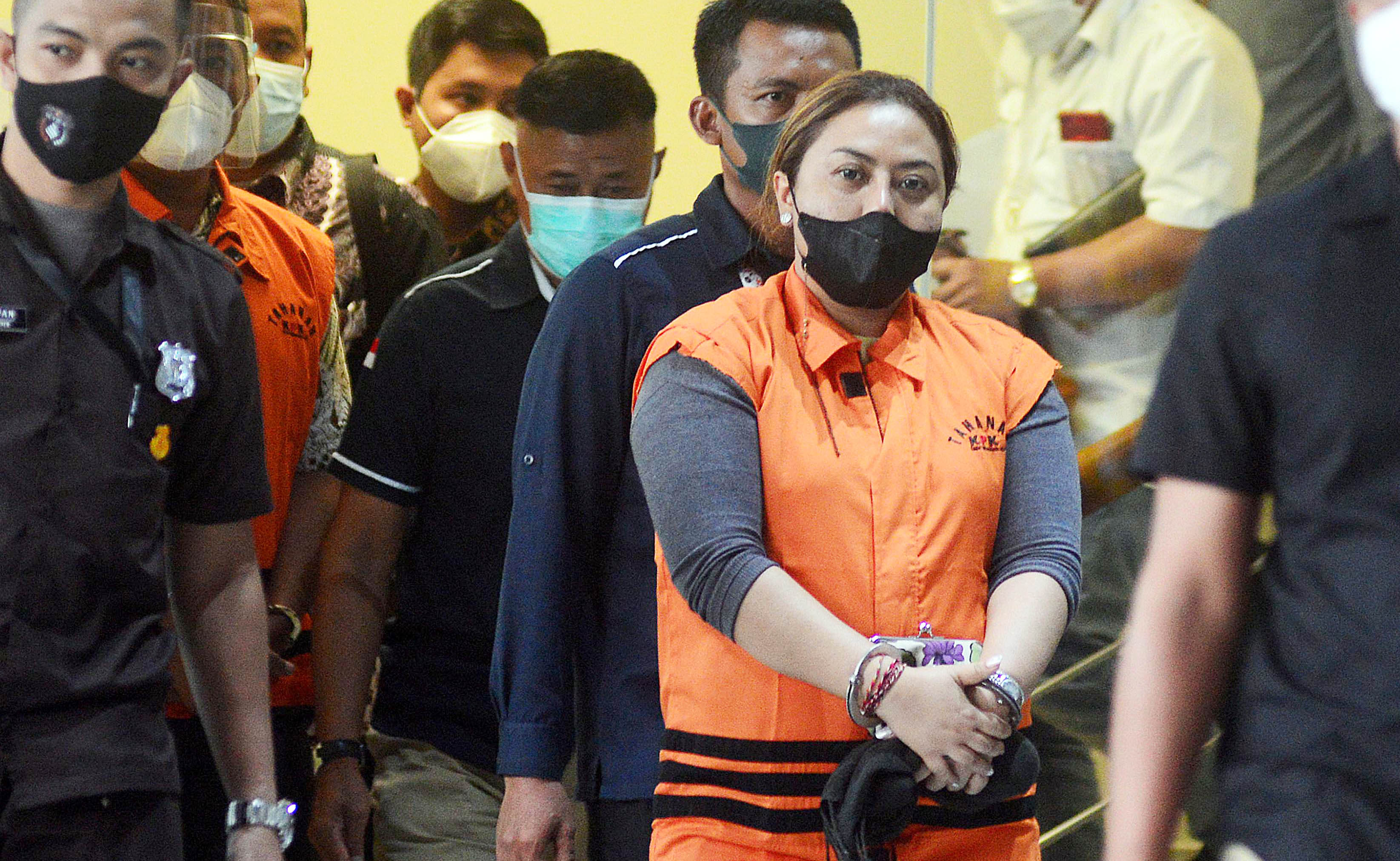 Tersangka mantan Bupati Tabanan Ni Putu Eka Wiryastuti