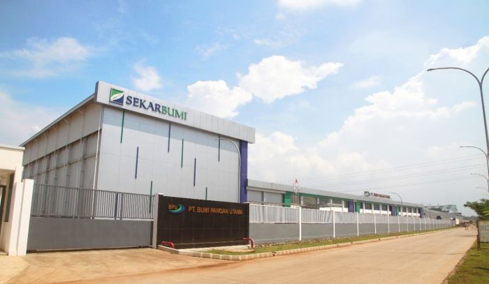 Pabrik pengolahan hasil laut PT Sekar Bumi  