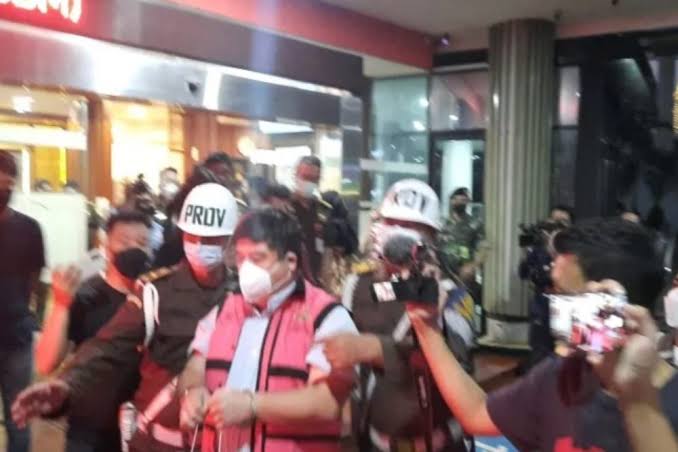 Lin Che Wei berompi tersangka