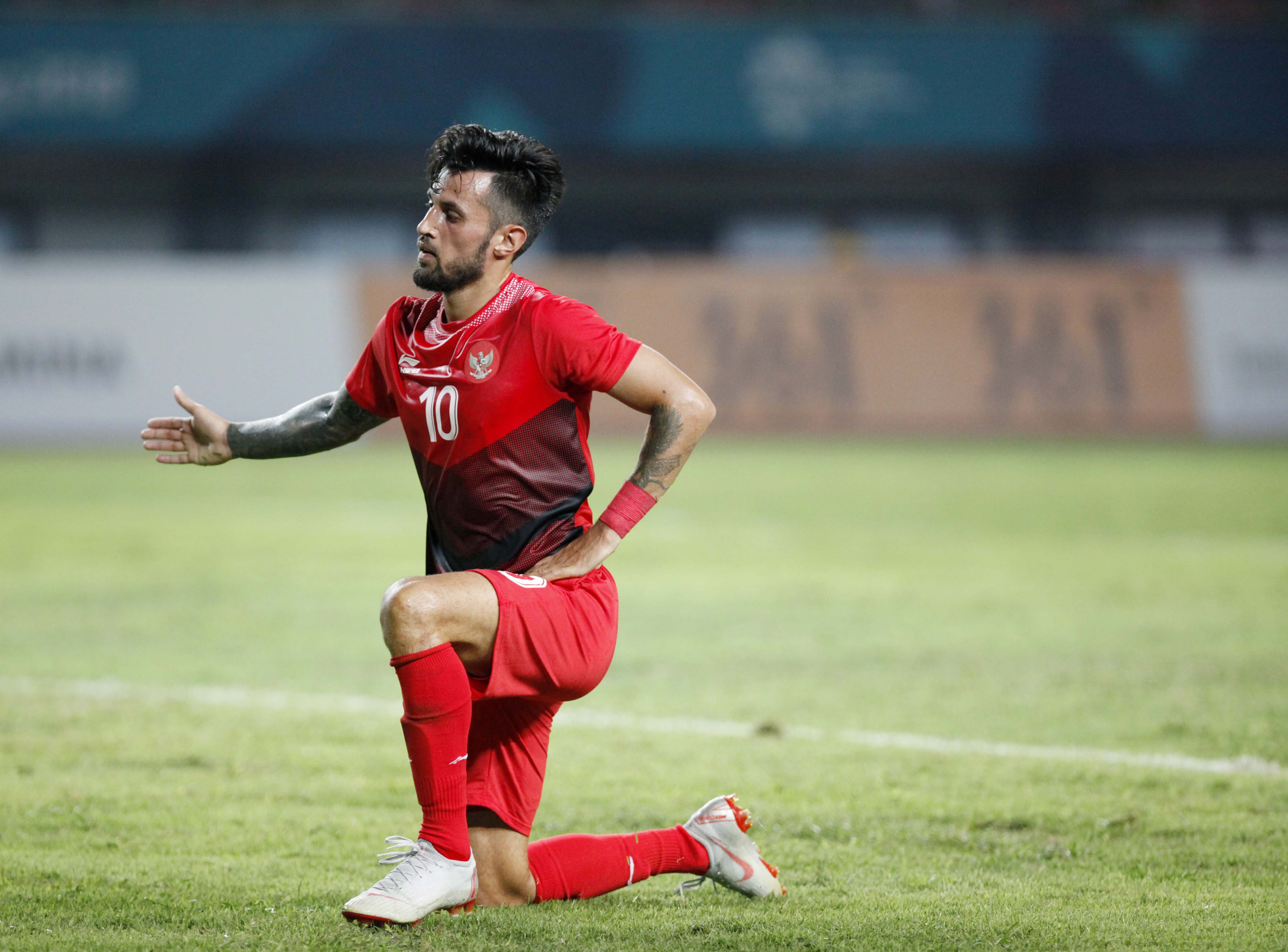 Stefano Lilipaly tinggalkan Bali United.