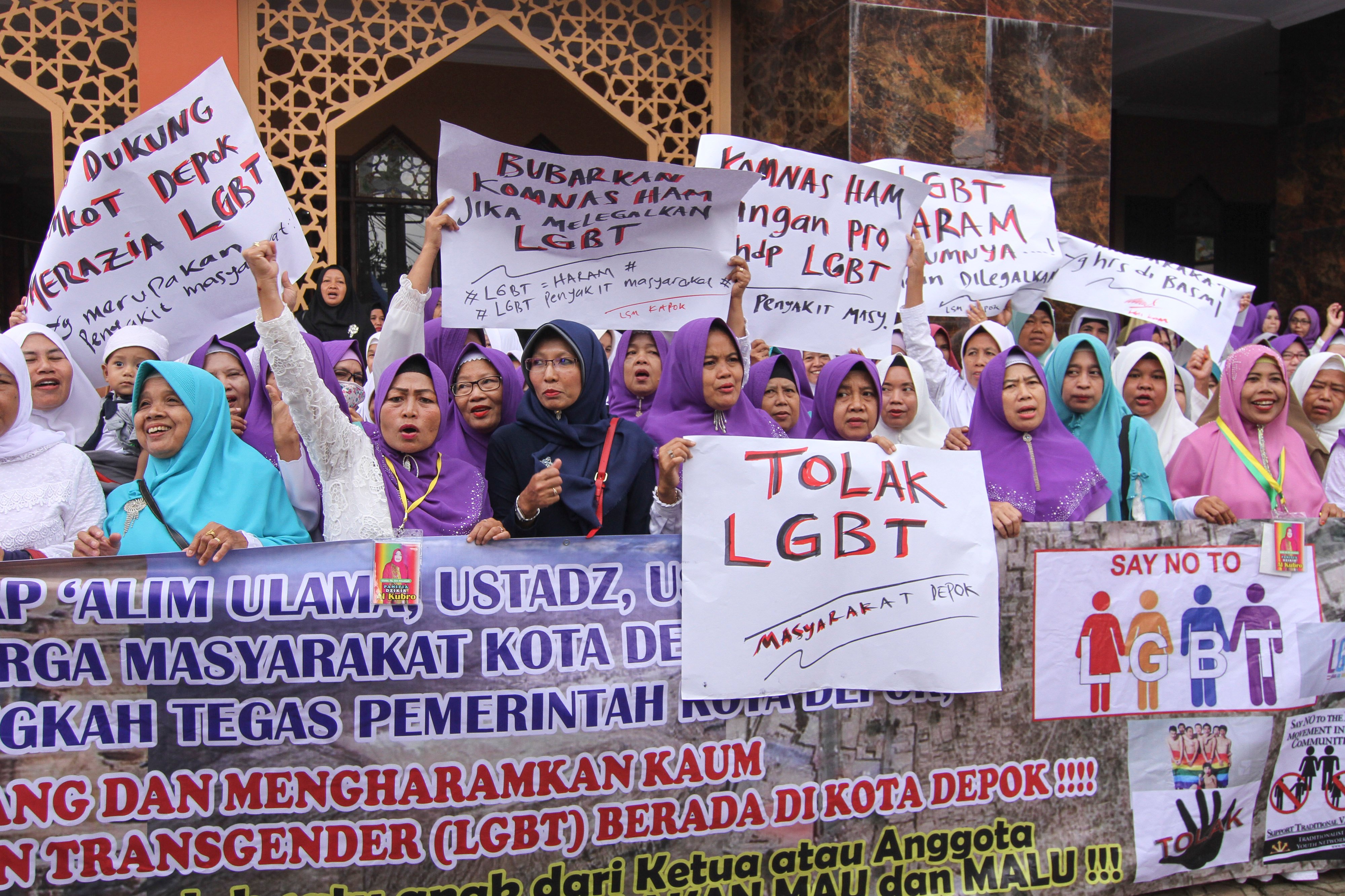 TOLAK LGBT: Setiap muncul isu LGBT selalu menimbulkan penolakan oleh sejumlah warga yang menilai LGBT bertentangan dengan norma masyarakat.