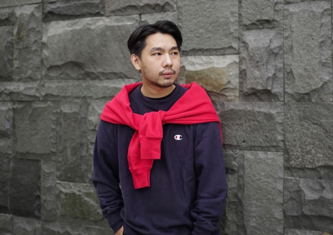 Bermula dari hobi, kini dunia digital justru menjadi ladang mata pencaharian. 