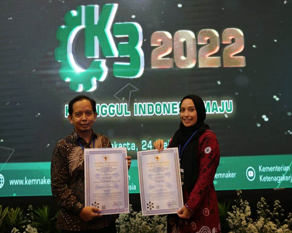 Unit usaha dan mitra pemasok Asia Pulp & Paper (APP) Sinar Mas meraih penghargaan SMK3 dari Kemenaker. 