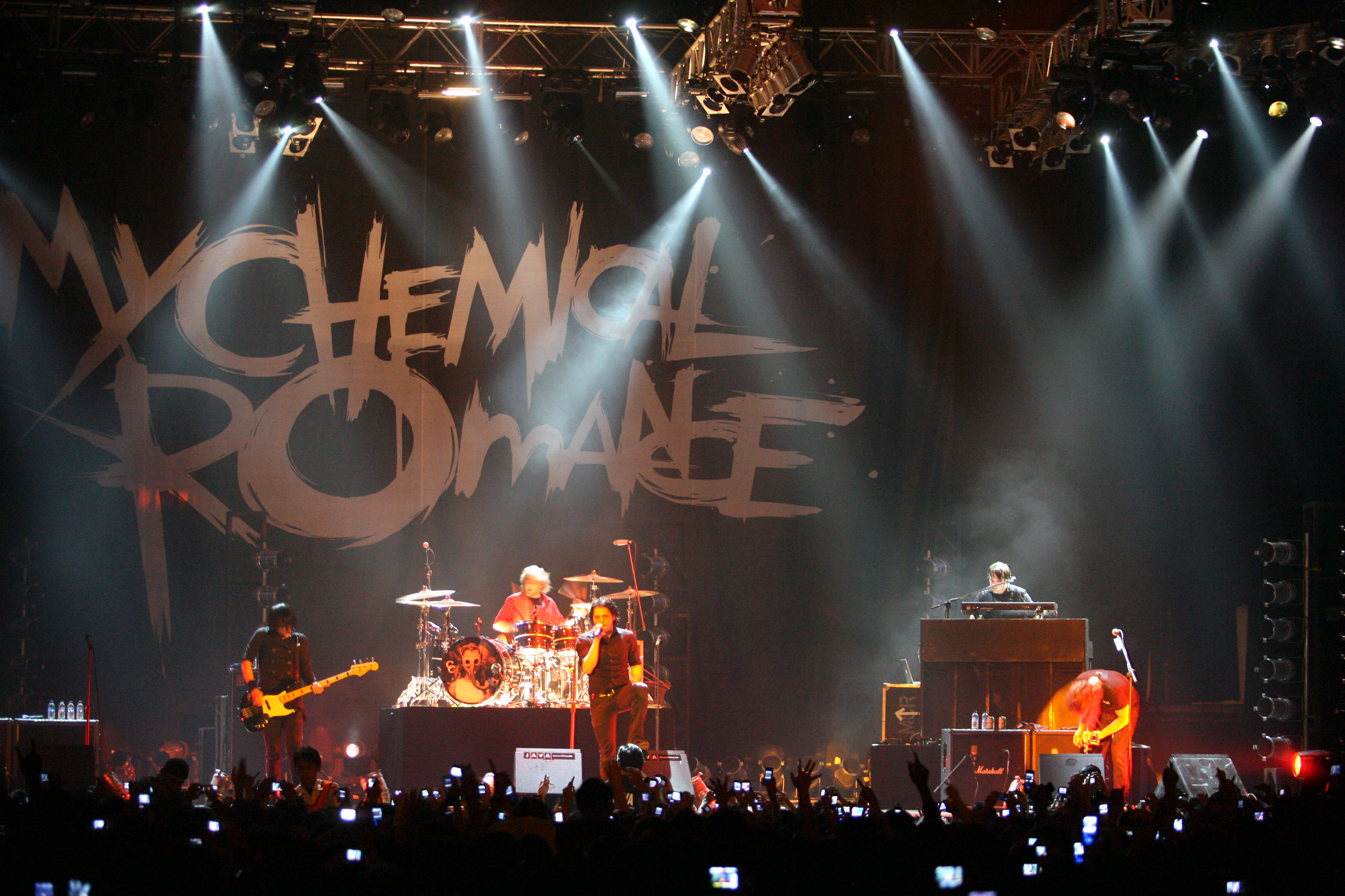 My Chemical Romance saat konser di JCC Plenary Hall, Jakarta, 31 Januari 2008. 