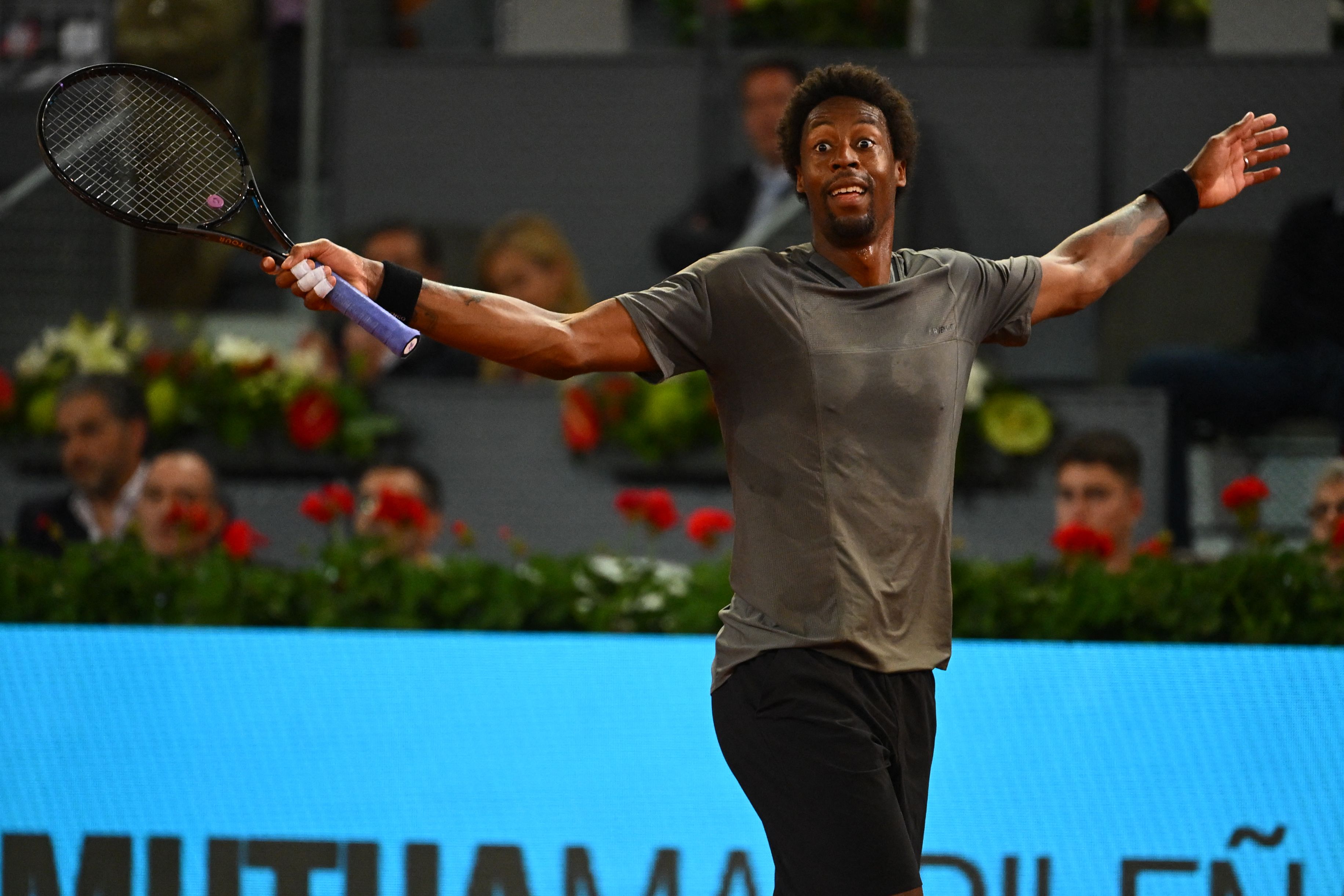 Petenis andalan Prancis, Gael Monfils, tak bisa berlaga di ajang grand slam Prancis Terbuka 2022 karena harus menjalani operasi tumitnya.