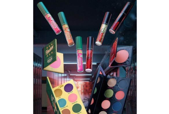 Koleksi tata rias MAC Cosmetics yang terinspirasi serial Stranger Things.